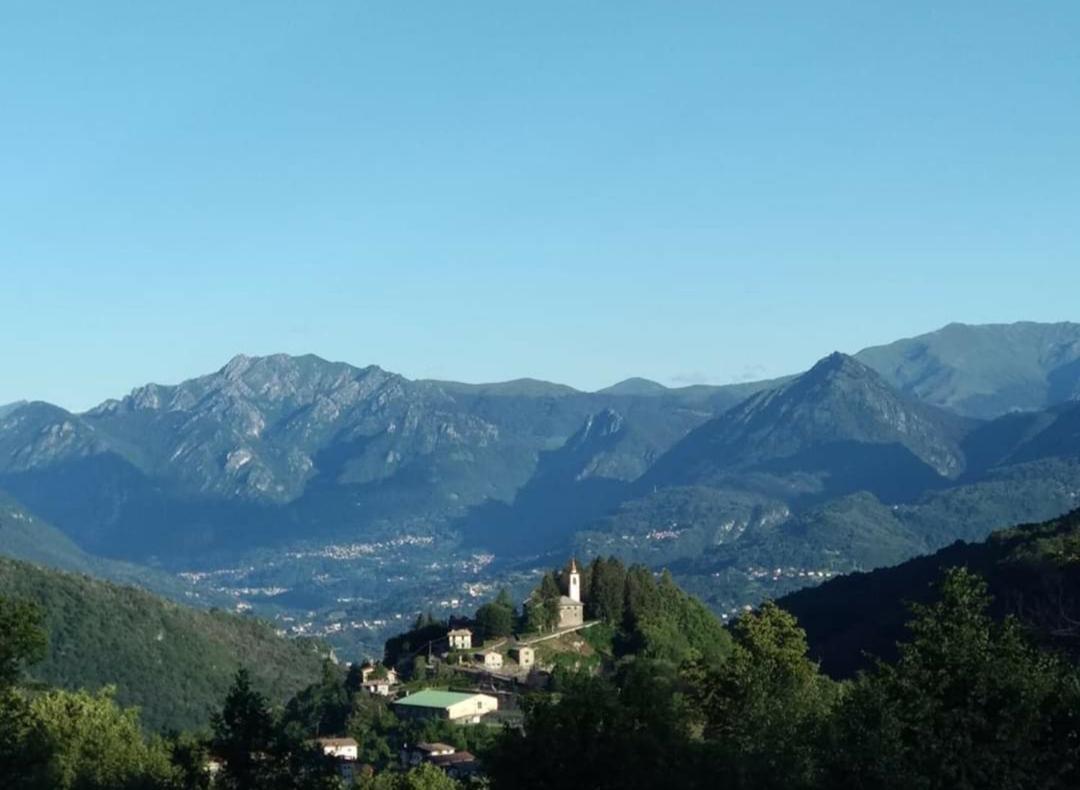 Mansarda fra monte e lago Leilighet Esino Lario Eksteriør bilde